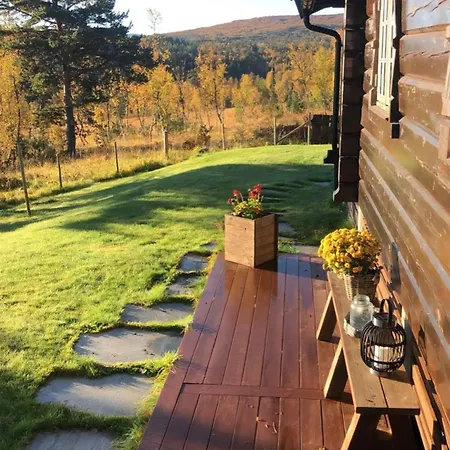 Charming Log In Joldalen Feriehus